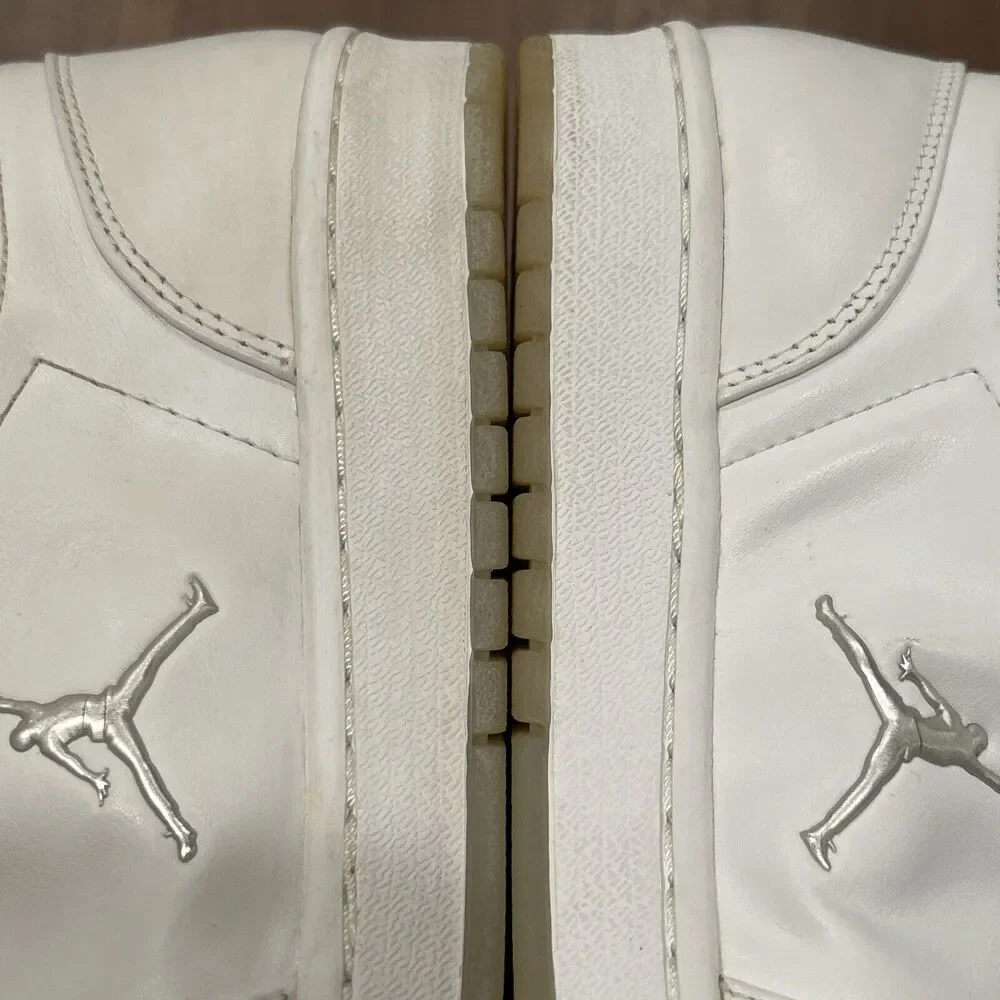 Vintage Air Jordan Retro 1 White Metallic Silver 2002 Sneakers Size 14 Pre-Owned